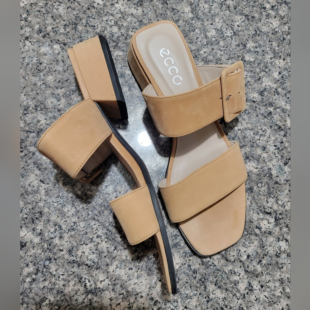ECCO Women's Tan Leather Sandals 37 EUR 6-6.5 US Gently Pre-loved